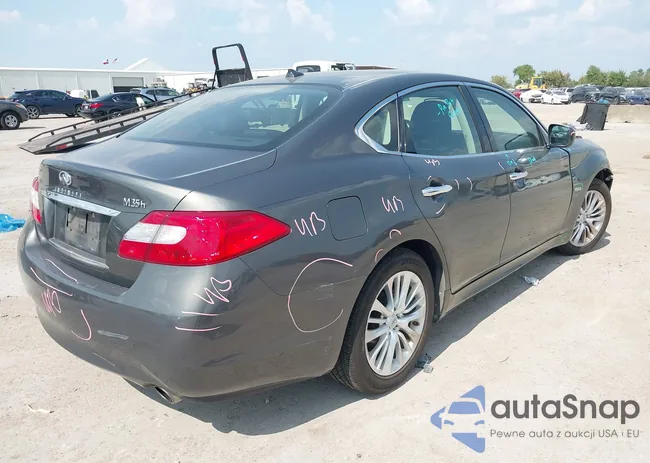 JN1EY1AP3CM910015: 43225517