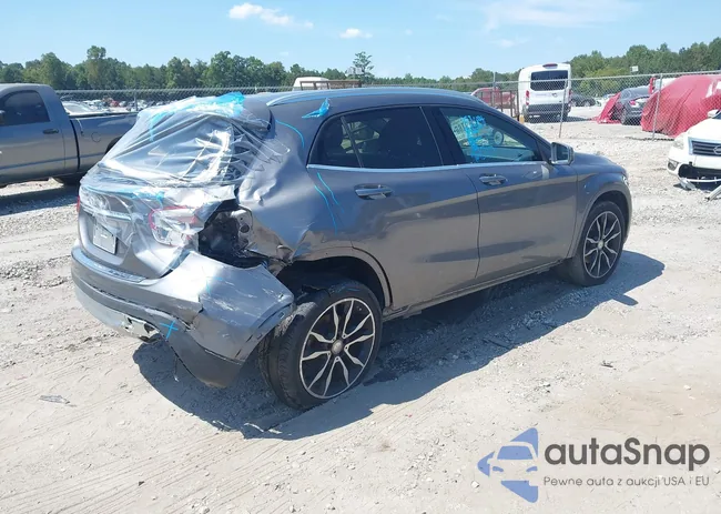 WDCTG4EB2GJ242054: 43225518