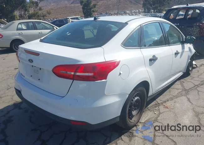 1FADP3E28JL244722: 43225567