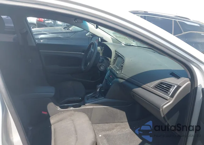 5NPD84LF6JH221995: 43225606