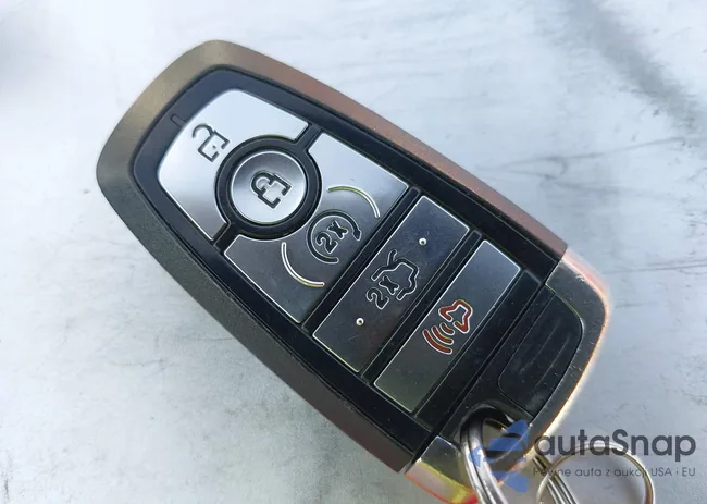 3FA6P0SU4KR216304: 43225838