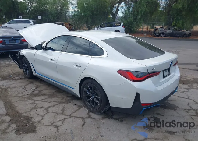 WBY43AW08PFP72354: 43226941