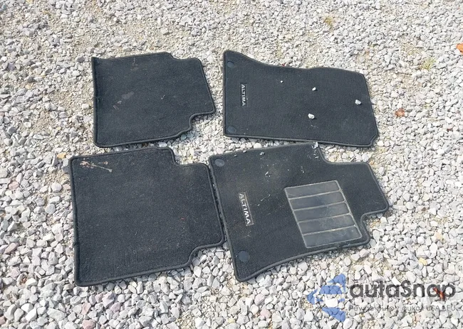 1N4BL4DV7KC200779: 43227004