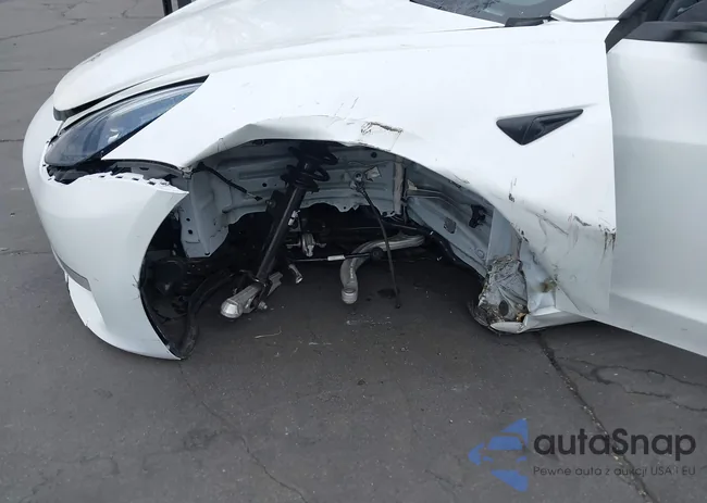 5YJ3E1EAXPF551800: 43227102