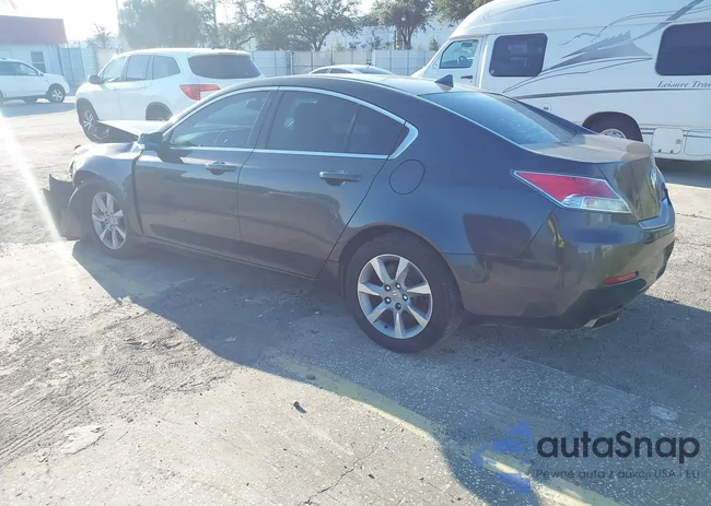 19UUA8F28DA010718: 43227148