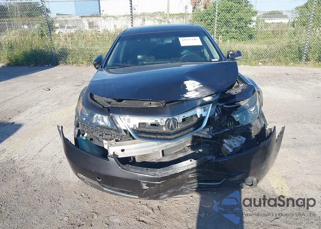 19UUA8F28DA010718: 43227148