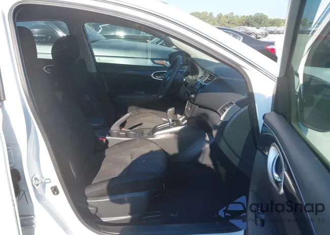 3N1AB7AP8JY279808: 43227395