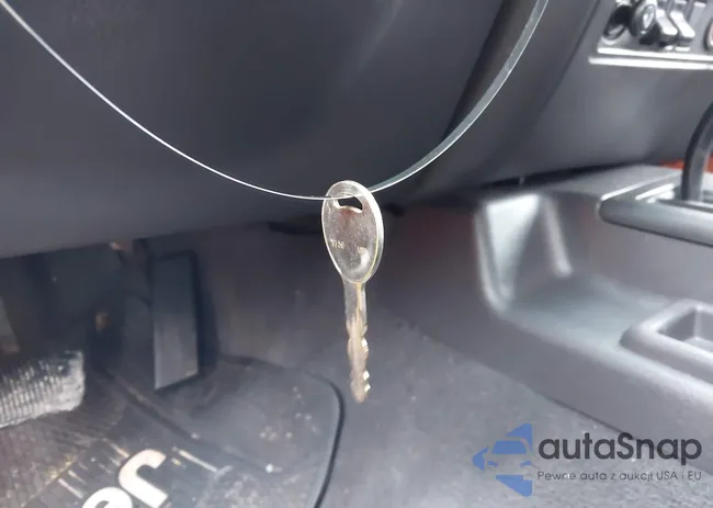 1J4FT68S4XL656666: 43226508