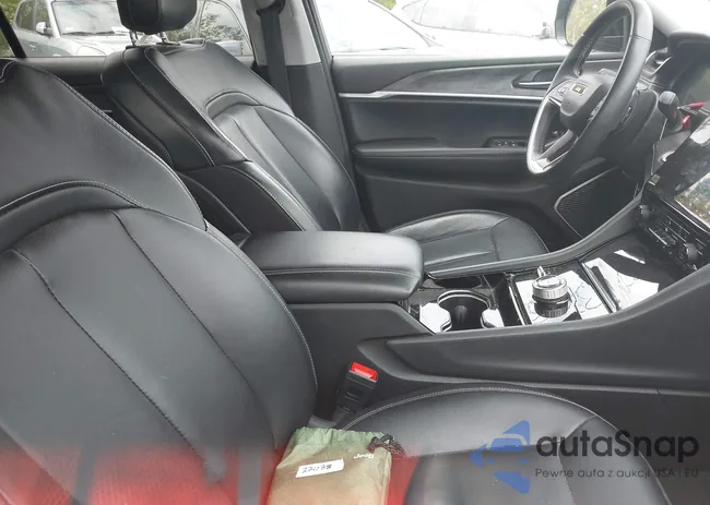 1C4RJKBG5N8514090: 43226515