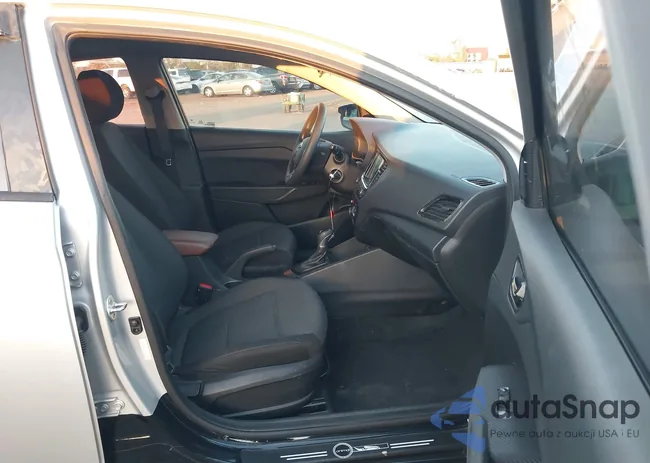 3KPC24A38JE026023: 43226578