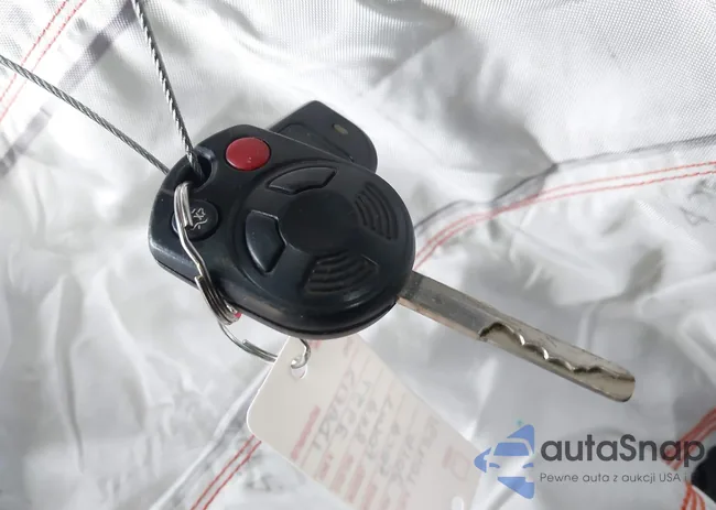 1FADP3F28GL392957: 43226800