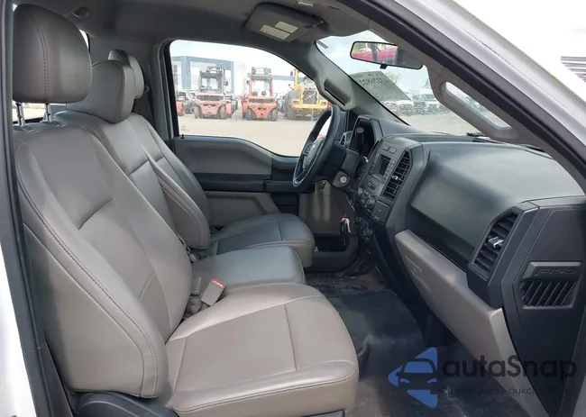 1FTMF1C85GKE21573: 43226822