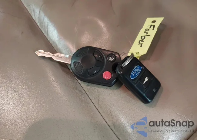 1FMCU9EG5CKB63002: 43227924