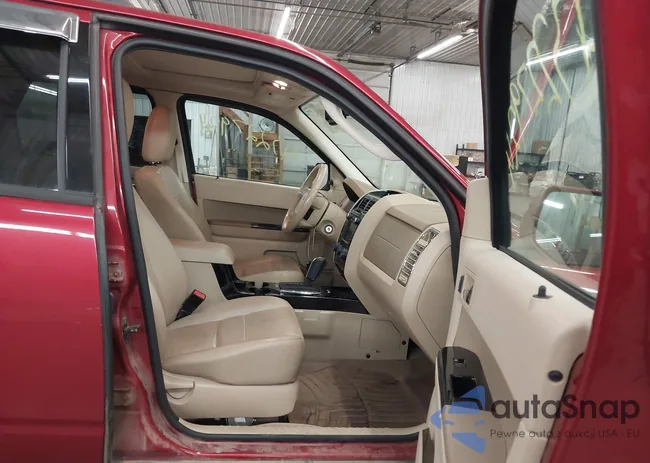 1FMCU9EG5CKB63002: 43227924