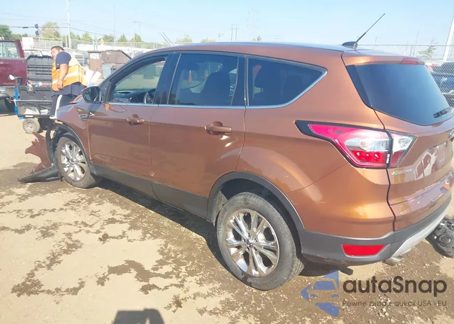 1FMCU0GDXHUA21318: 43228056