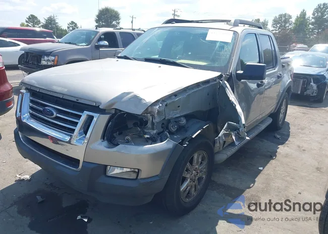 1FMEU31E98UB20529: 43228099