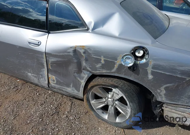 2C3CDZAGXGH352675: 43228253