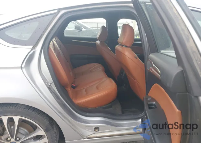 3FA6P0D90LR175602: 43228300