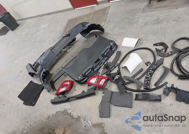 3FMCR9BN5SRE06032: 43228448