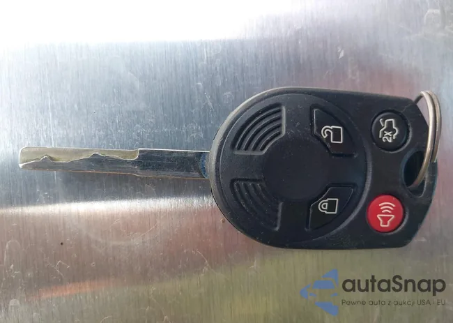 1FMCU0GD8HUA15162: 43228461