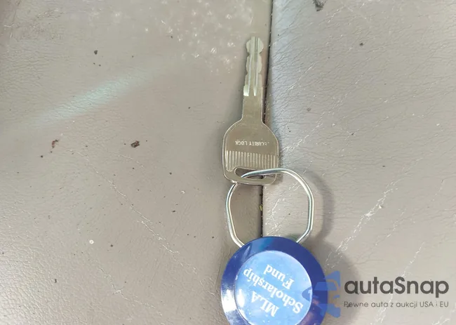 4S3BH686927665230: 43227775