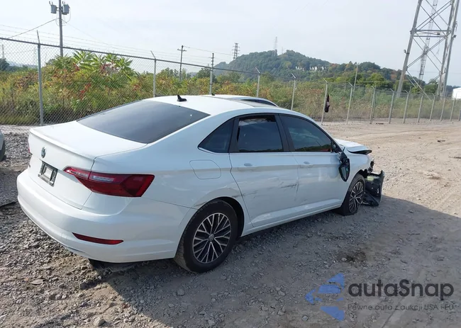 3VWCB7BU3LM018698: 43227796