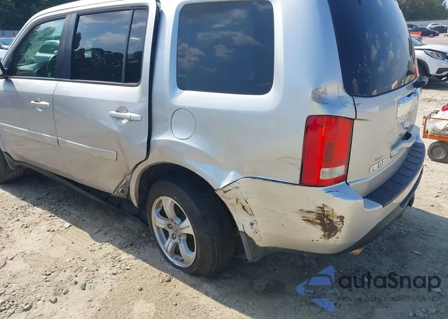 5FNYF3H49CB006041: 43228876