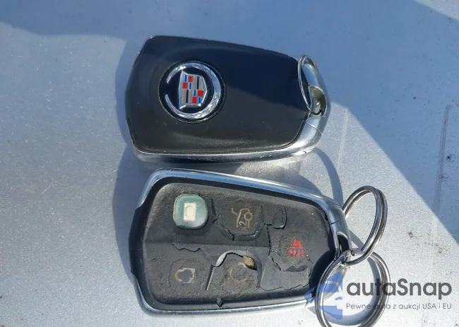 1G6AX5S31E0174884: 43228973