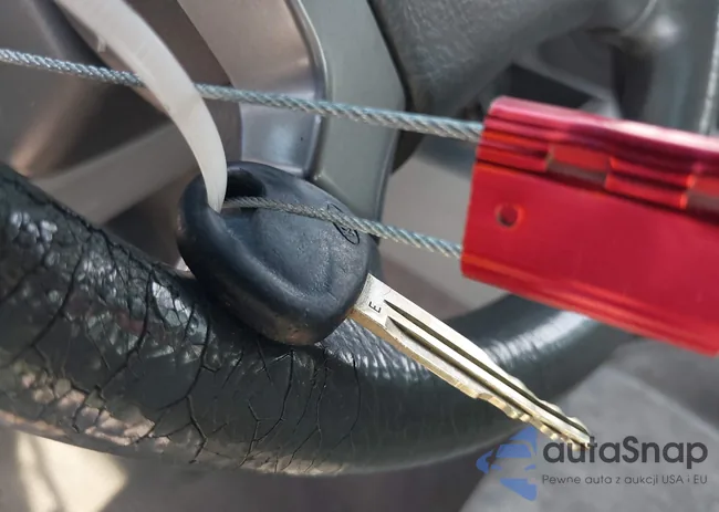 KNDJD735985816325: 43229066