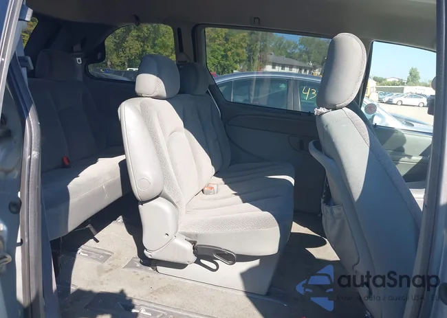 1C4GP45R05B437579: 43229111