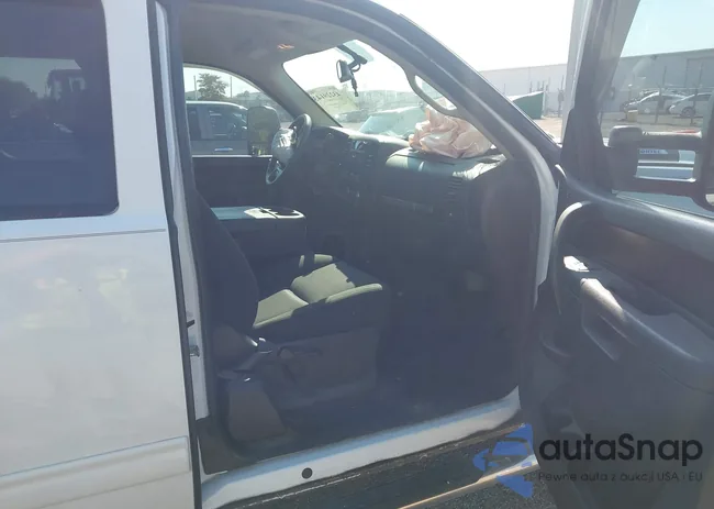 1GC2KXCG6DZ192045: 43229143