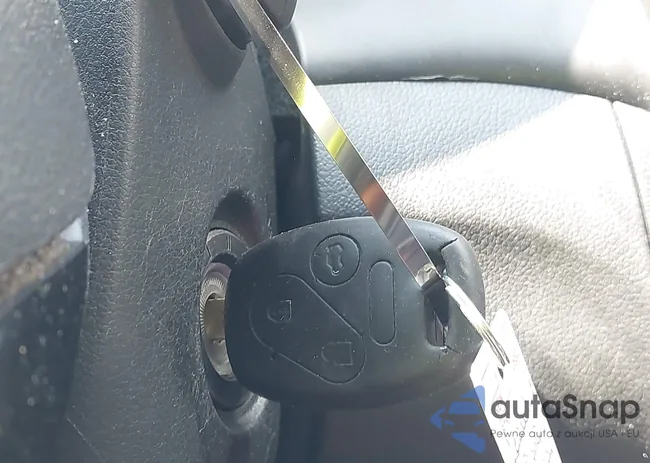 2HGFB2F58DH512885: 43229178