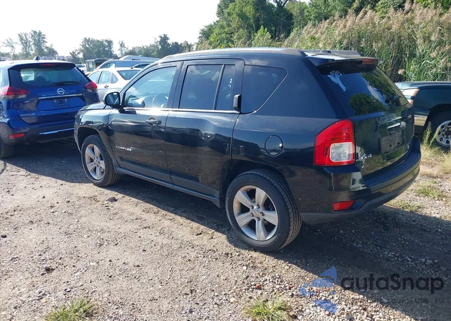 1C4NJDEB6CD621096: 43229338