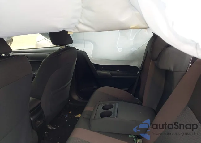 2T1BURHE5JC042611: 43229371