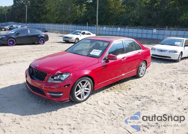 WDDGF4HB5DR272495: 43228546