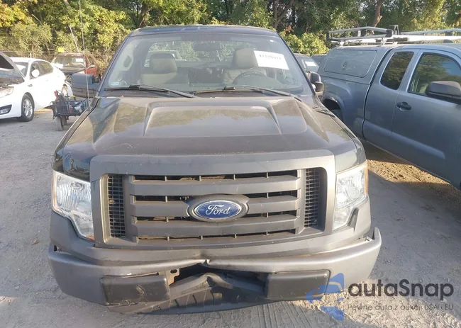 1FTMF1CWXAKE74369: 43228611