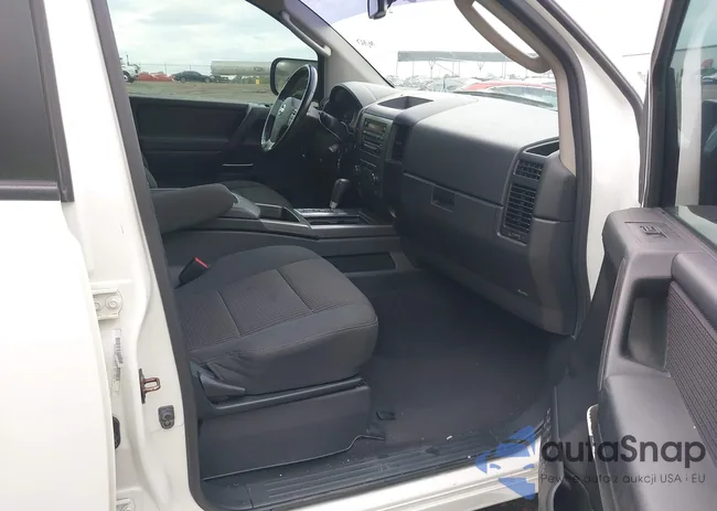 1N6BA0ED1AN313741: 43228640