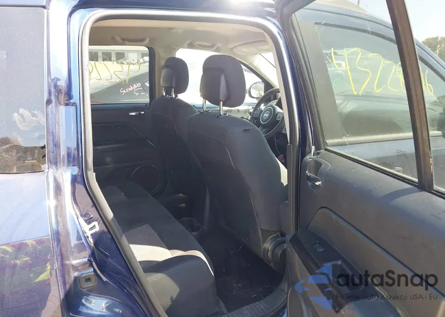 1C4NJDBB2ED815843: 43228696