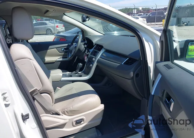 2FMDK3JC4CBA64871: 43229942