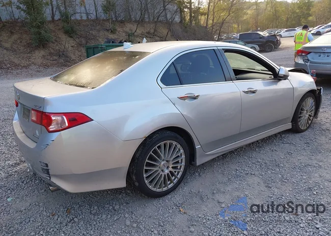 JH4CU2F83CC018326: 43229956