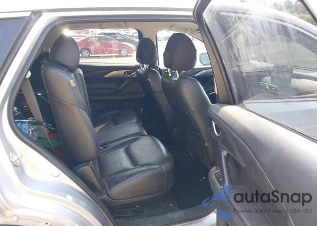 JM3TCBCY9G0126666: 43230009