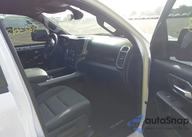 1C6SRFFT4MN522228: 43230123