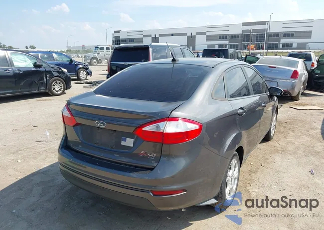 3FADP4BJ8FM176235: 43229504