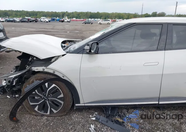 KNDC3DLC4N5076235: 43229519