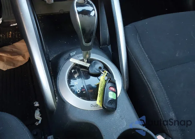 KMHTC6AD4GU293442: 43229527