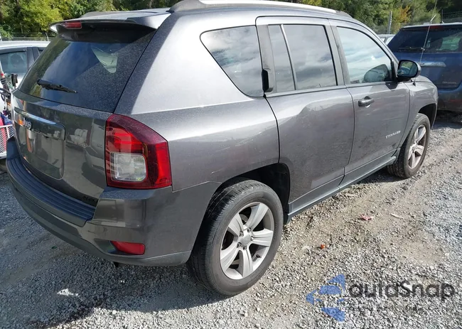 1C4NJDBB0HD101651: 43229607