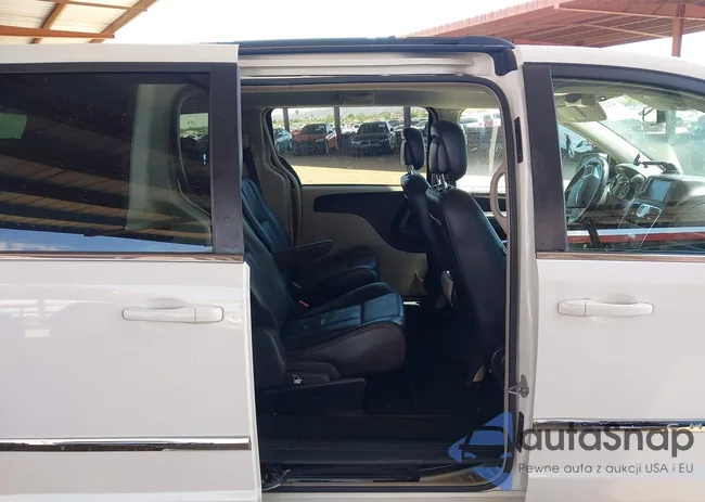 2C4RC1BG7CR282212: 43229705