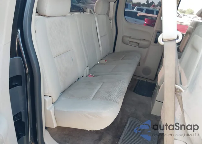 1GCRCSE09DZ151858: 43229732