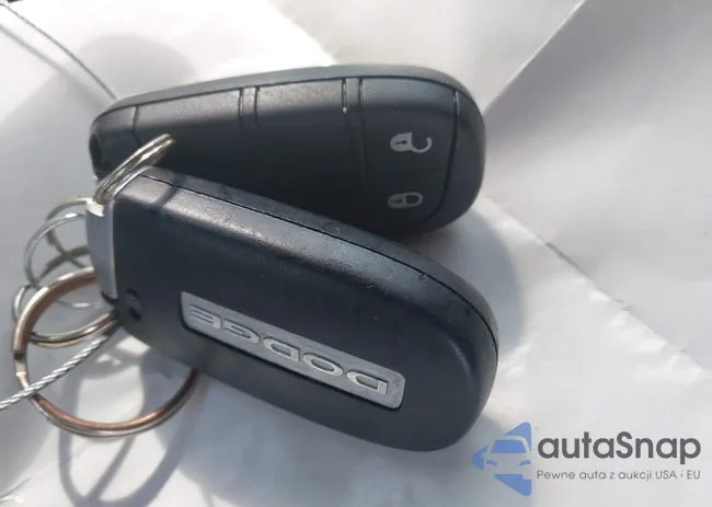 3C4PDCAB3JT183936: 43229758