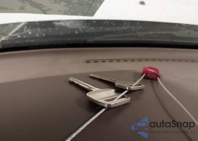 5TBBT441XYS105575: 43229799